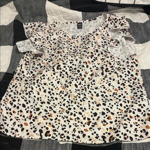 SHEIN Leopard Print Short Sleeve Top - Black, White, Orange